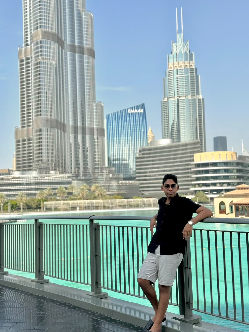 Isaías em Dubai, Emirados Árabes